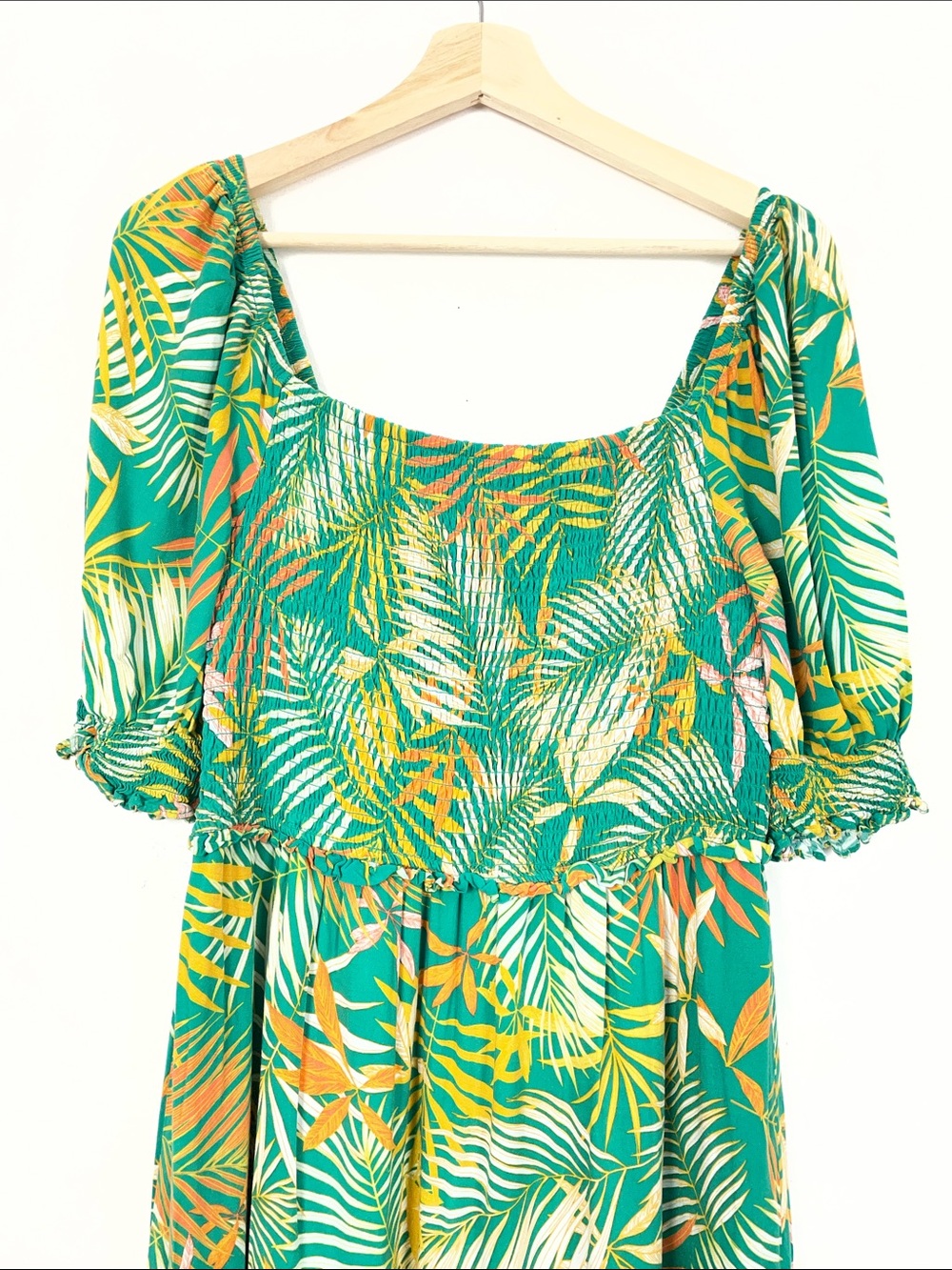 Betsey Johnson Women L Green Tropical Palm Print Square-Neck Smocked Maxi Dress - Picture 4 of 8